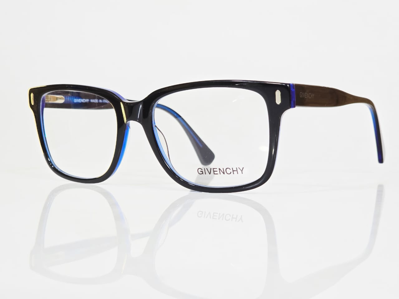 نظارة نظر 31