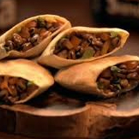 ساندوتش فول على باذنجان