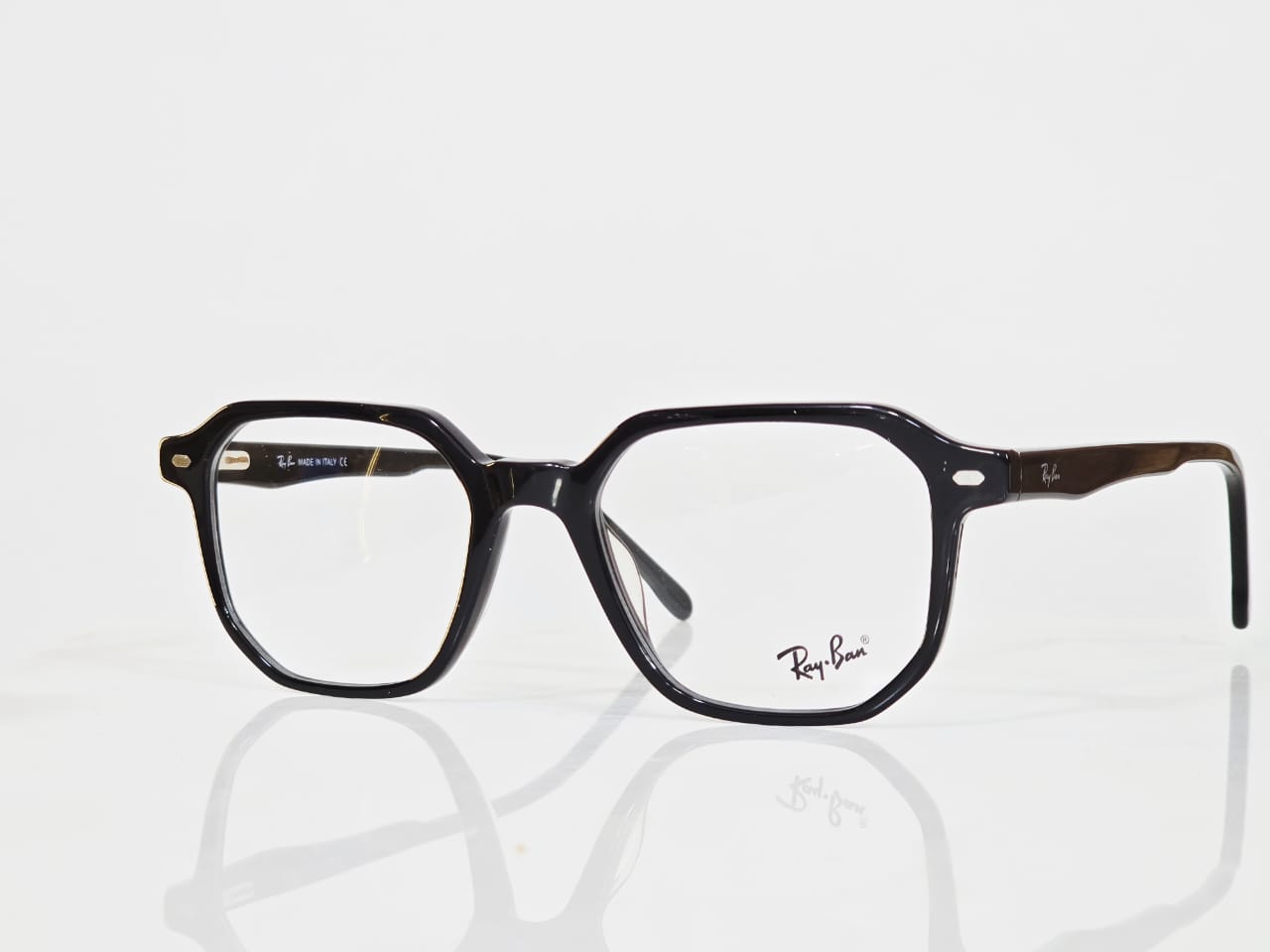 نظارة نظر 32